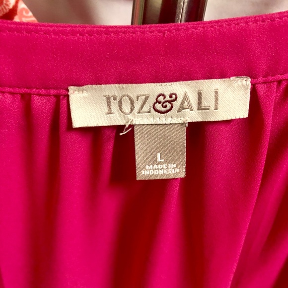 Women’s Spring Blouse - Picture 2 of 3